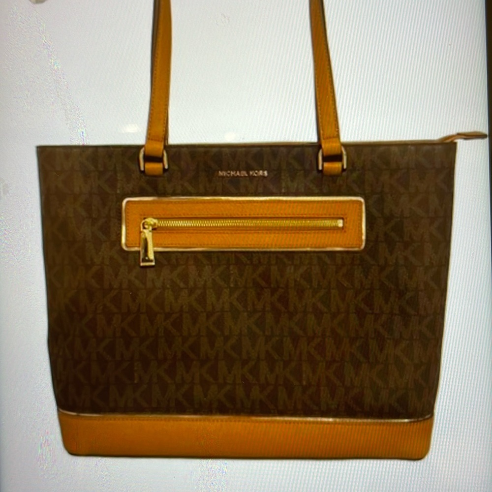 Michael Kors Tote